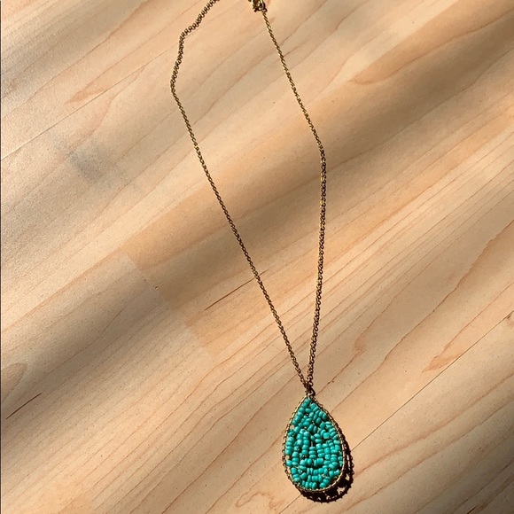 Jewelry - Gold and turquoise beaded pendant necklace